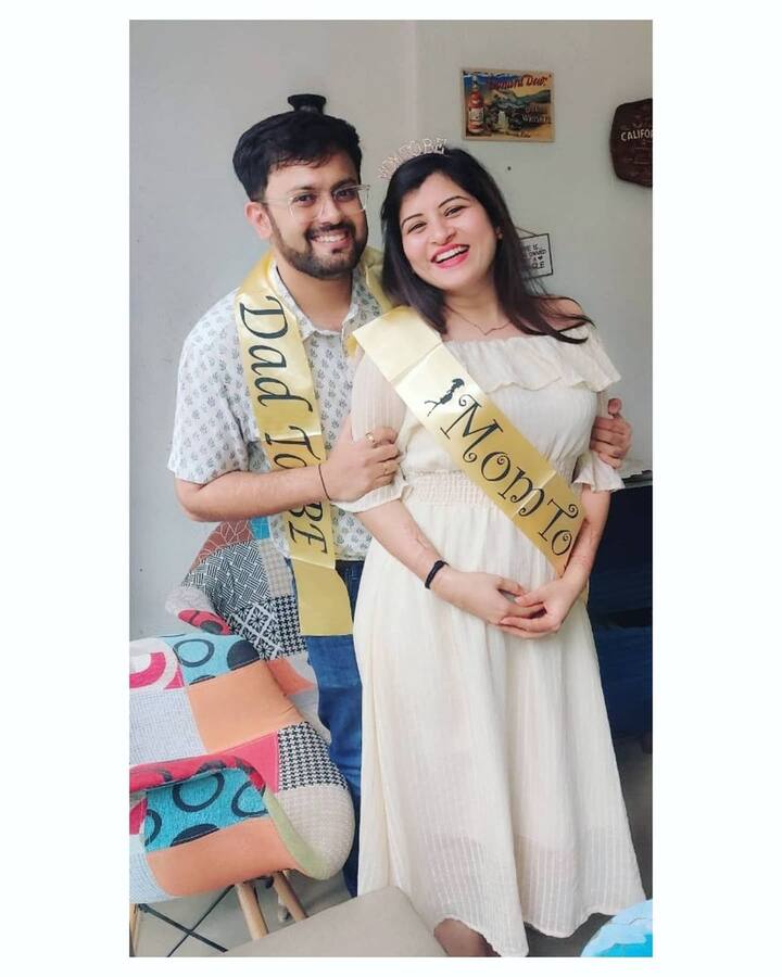 दरम्यान, मागील सहा महिन्यांत गरोदरपणात अनेक वेगवेगळे म्युझीक अल्बम, नविन गाणी, काही प्रोजेक्टस शूट केलेत. त्यातील बरीचशी गाणी रिलीज झाली. काही गाणी लवकरच रिलीज होतील, असं म्हणत दरम्यानच्या काळातील दिवसांची माहितीही तिनं दिली होती. (Photo Credit : @savanieeravindrra/Instagram)