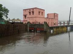 बिहार: लगातार हो रही बारिश ने बढ़ाई परेशानी, तेज बहाव के कारण डायवर्सन हुआ ध्वस्त, आवागमन ठप