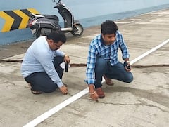 ठाण्यातील नवीन बांधलेल्या कोपरी ब्रिजला तडे, पुल वाहतुकीस धोकादायक, मनसेचा आरोप, IITमार्फत तपासणी सुरु