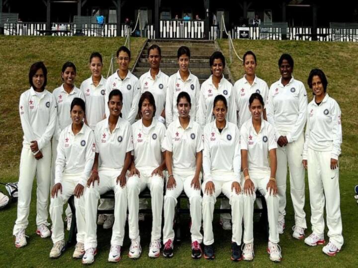 Indian Women cricket Team plays one-off test against England starting today in Bristol Indian Women cricket Team: சாதனைப் படைக்குமா இந்திய மகளிர் அணி; 7 ஆண்டுகளுக்கு பின்பு முதல் டெஸ்ட் இன்று !
