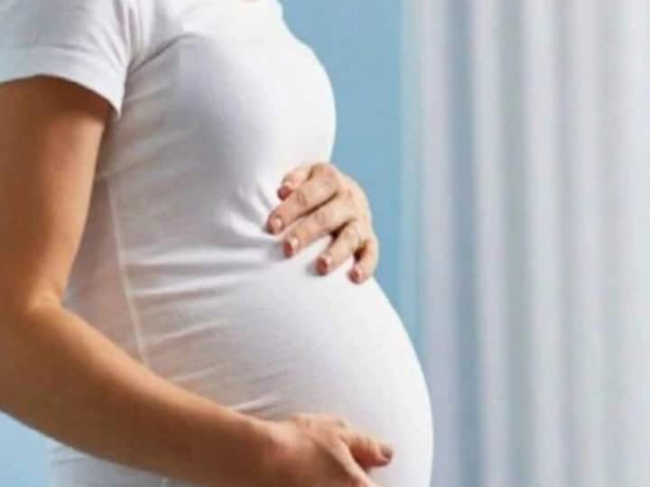 Impact of second wave of Corona on pregnancy study by ICMR ANN कोरोना की पहली लहर के मुकाबले दूसरी लहर में प्रसव के बाद ज्यादा महिलाओं की मौत: ICMR की स्टडी