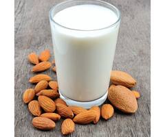 Almond Milk Benefits:બદામ મિલ્ક પીવાથી આ સમસ્યા થશે દૂર, જાણો તેના અદભૂત ફાયદા