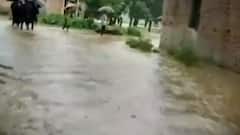 'सुशासन' में भी क्यों नहीं बदली बिहार की सूरत ? | Bharat Ki Baat