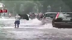 Weather Live: টানা বৃষ্টিতে কলকাতায় জলযন্ত্রণা, ২-৩ ঘণ্টার মধ্যে রাজ্যে বিভিন্ন জেলায় বৃষ্টি