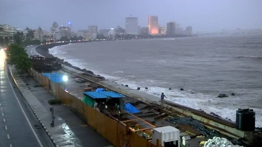 नरिमन पॉईंट, कफ परेड, मंत्रालयसह बराच भाग 2050 पर्यंत पाण्याखाली जाणार, BMC आयुक्तांना इशारा Nariman Point, Cuff Parade, many areas including Mantralaya to go under water by 2050, warns BMC Commissioner Iqbal Singh chahal नरिमन पॉईंट, कफ परेड, मंत्रालयसह बराच भाग 2050 पर्यंत पाण्याखाली जाणार, BMC आयुक्तांना इशारा