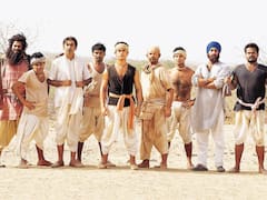 Exclusive: Aamir Khan Reveals He Is Still In Touch With 'Lagaan' Artists, Talks About Their WhatsApp Group & Reunion