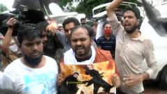 When Paswan and Paras' supporters clashed during LIVE report