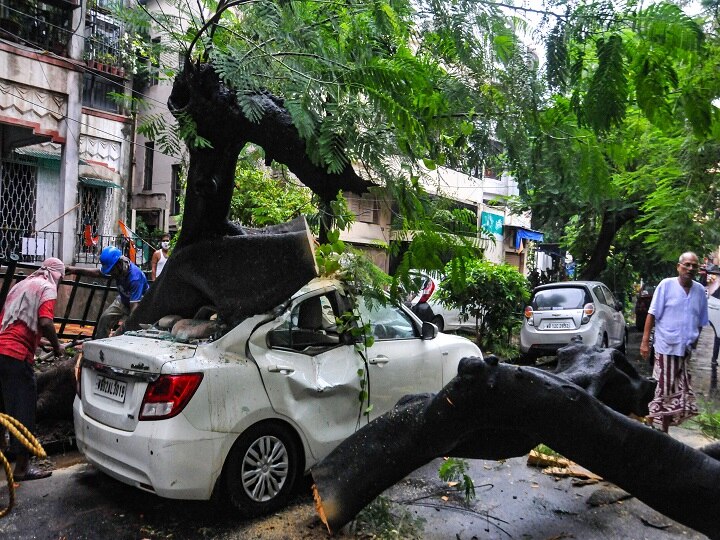 Kolkata Waterlogged Due To Overnight Rains; IMD Predicts Heavy Showers, Thunderstorm For Bengal