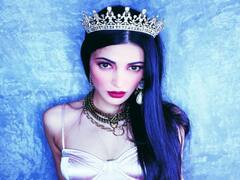 Shruti Haasan Photo shoot: நீ பார்த்த விழிகள், நீ பார்த்த நொடிகள் - ஸ்ருதி ஹாசன்