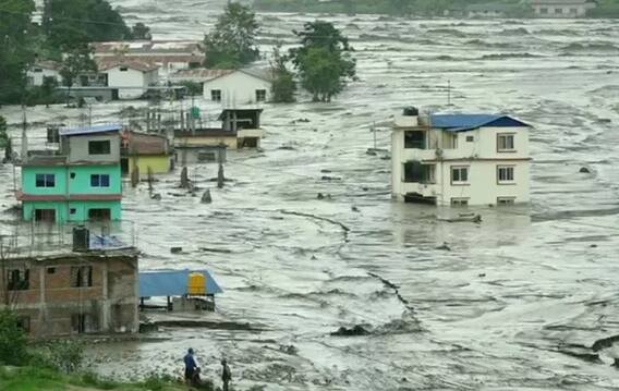 Nepal से पानी छोड़े जाने की वजह से Bihar में बढ़ा बाढ़ का खतरा | Seedhe Field Se