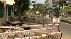 Ahmedabad:સ્માર્ટ સિટીના પોશ વિસ્તારમાં પડ્યો ભુવો, સ્થાનિકો અને વાહનચાલકોને ભારે હાલાકી