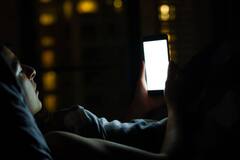 করোনাপর্বে বাড়ছে অনিদ্রার সমস্যা, কীভাবে মিলবে মুক্তি?