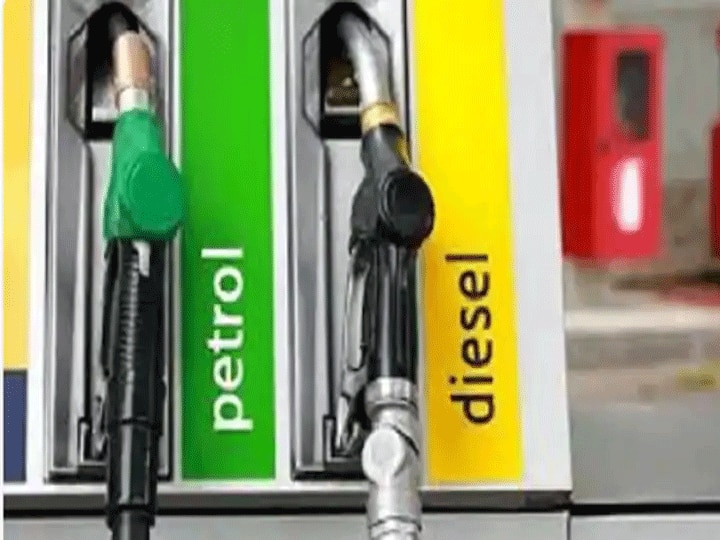 Petrol Diesel Prices Hike today in india remains unchanged for 30th day 16 august 2021 delhi mumbai chennai and kolkata Petrol Diesel Prices : आज देशात पेट्रोल-डिझेलच्या किमती काय? खिशाला कात्री की, दिलासा?
