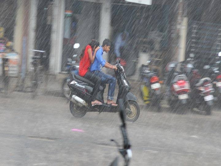 Gujarat is forecast to receive heavy rains in the next two days ગુજરાતમાં આગામી બે દિવસ ભારે વરસાદની આગાહી, આ વિસ્તારમાં તૂડી પડશે વરસાદ