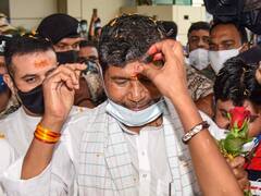 LJP अध्यक्ष पद के चुनाव के लिए पशुपति पारस ने भरा पर्चा, थोड़ी देर में होगा औपचारिक एलान