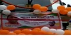 CM Yogi का Gorakhpur दौरा, रेहड़ी-पटरी वालों के Vaccination अभियान का जायजा