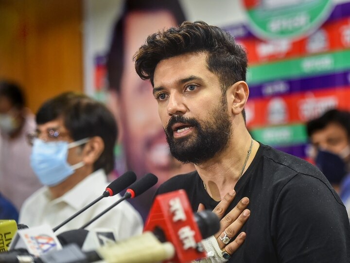 Ministry Of Housing And Urban Affairs Sends Team To Evict Chirag Paswan  From Bungalow | चिराग पासवान को बंगले से बेदखल करने के लिए सरकार ने भेजी टीम,  ये है मामला