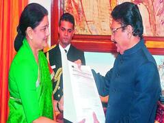 ’அதிமுகவில் குழப்பம் ஏற்படுத்த முயற்சி’ சசிகலாவிற்கு எதிராக தீர்மானம்..!