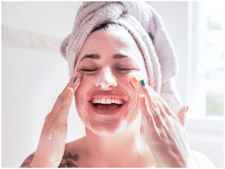 Why Vitamin-C Is Recommend As A Skincare? Here Are These Reasons