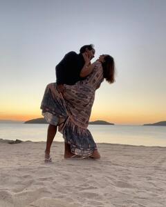 Evelyn Sharma Photos: ऑस्ट्रेलिया में पति Tushaan Bhindi के साथ हनीमून मना रही हैं ये बॉलीवुड अभिनेत्री, देखें तस्वीरें