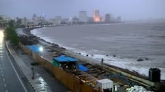 Mumbai Rains: High tide hits Marine Drive | Ground Report