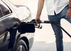 Petrol-Diesel Price : पेट्रोल-डिझेलच्या वाढत्या दराने हाहाकार, संसदीय स्थायी समितीची आज महत्त्वपूर्ण बैठक
