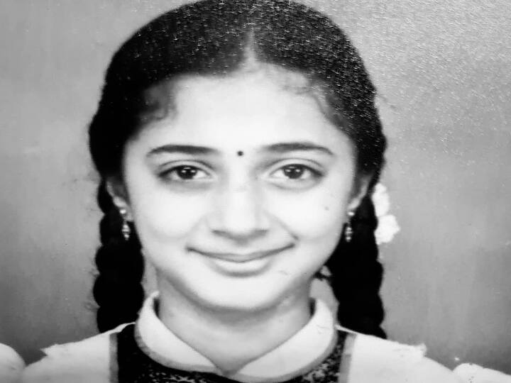 கனிகாவின் இயற்பெயர்  திவ்யா வெங்கடசுப்பிரமணியம்