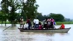 UP में लगातार बारिश से हालात बेकाबू, कई जिलों में बाढ़ जैसे हालात | News@4