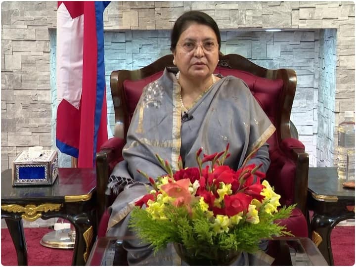 Nepal President Vidya Devi Bhandari says Supreme Court cannot overturned its decision नेपाल में राजनीतिक संकट: राष्ट्रपति विद्या देवी भंडारी ने कहा- सुप्रीम कोर्ट नहीं पलट सकता उनका लिया फैसला
