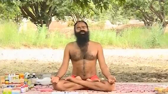 યોગ ભગાવે રોગ: સૂકા મેવા, ફળાહાર અને ઘીના સેવનથી રહો સ્વસ્થ