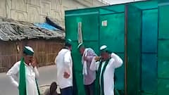 Ghazipur Border पर फिर लगने लगा किसानों का जमावड़ा , पदयात्रा कर पहुंच रहे किसान