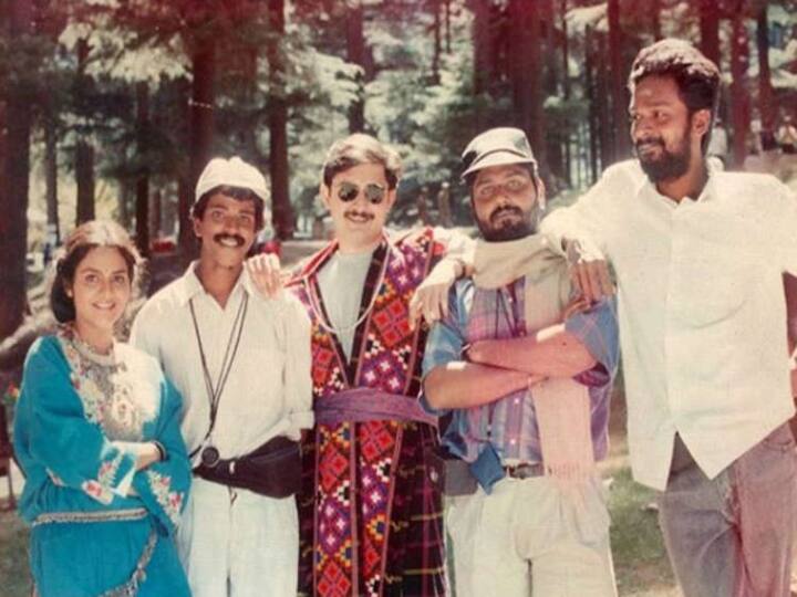அரவிந்த் சுவாமி இரண்டு ஸ்கிரிப்ட்களைத் தயாரித்து வைத்துள்ளார் , எதிர்காலத்தில் அவர் ஒரு படத்தை இயக்குவார் என்பது குறிப்பிடத்தக்கது