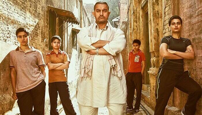 बॉलीवुड की सुपरहिट फ़िल्म दंगल का मशहूर डायलॉग है- म्हारी छोरियां छोरो से कम है के.