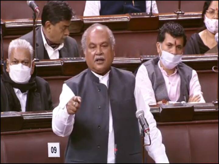 तीन कृषि कानूनों - कृषक उपज व्यापार एवं वाणिज्य (संवर्धन एवं सुविधा) अधिनियम, 2020, मूल्य आश्वासन एवं कृषि सेवाओं पर किसानों का (सशक्तीकरण एवं संरक्षण) समझौता अधिनियम, 2020 और आवश्यक वस्तु (संशोधन) अधिनियम, 2020 - को संसद ने पिछले साल सितंबर में पारित किया था.