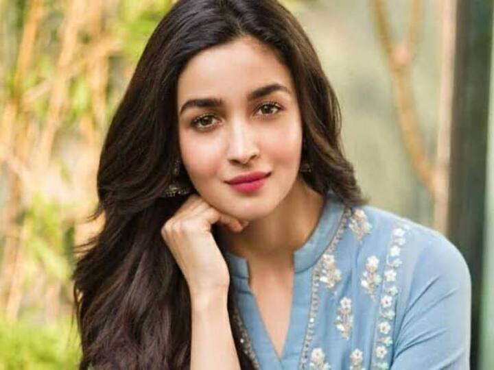 ஆலியா பட் ’ஸ்டுடென்ட் ஆஃப் தி இயர்’ படத்திற்காக மூன்று மாதங்களில் 16 கிலோ எடை குறைத்தாராம்