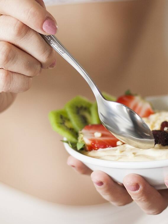 Weight Loss: रात में भूख लगे तो खाएं ये चीजें