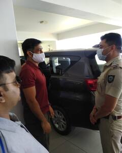 ਪਰਿਵਾਰ ਸਮੇਤ ਸ਼ਿਮਲਾ ਪਹੁੰਚੇ ਕ੍ਰਿਕਟਰ ਮਹੇਂਦਰ ਸਿੰਘ ਧੋਨੀ, ਦੇਖੋ ਤਸਵੀਰਾਂ