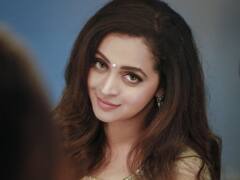 Bhavana | மலையாள கரையோரம் தமிழ் பேசும் குருவி : நடிகை பாவனாவின் சூப்பர் பிக்ஸ்!