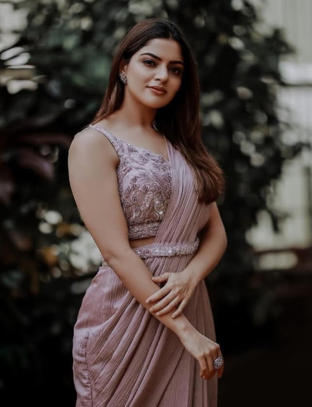 தன்னை அறியாமலே உன்னை அது சேர்ந்ததோ