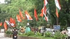 मुंबई महानगरपालिका परिसरात काँग्रेस-शिवसेनेचे शेकडो झेंडे, शिवसेना-काँग्रेसचं शक्तीप्रदर्शन