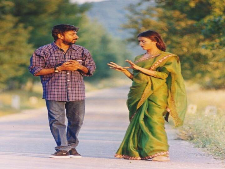 2003 இல் மதிப்புமிக்க கேன்ஸ் திரைப்பட விழாவில் ஜூரி உறுப்பினராக இருந்த முதல் இந்திய நடிகை இவரே