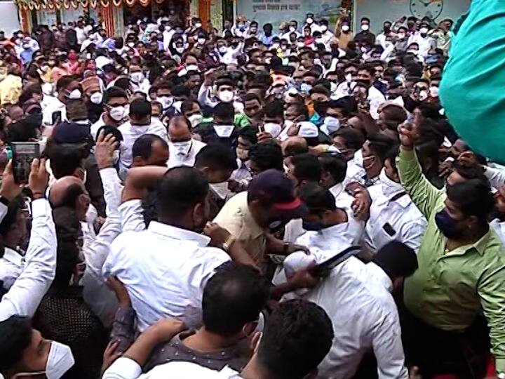 आजच अजित पवार यांनी निर्बंध शिथील झाल्यानंतर जिल्ह्याबाहेर फिरायला जाणाऱ्यांना इशारा दिला आहे.