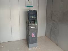 ATM मध्ये कॅश नसेल तर बँकांना भरावा लागणार 10 हजारांचा दंड; RBI चा नवीन नियम 