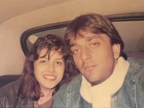 संजय दत्त की पहली पत्नी ऋचा शर्मा ने कैंसर से जंग लड़ने के दौरान 'स्टारडस्ट' को दिए इंटरव्यू में कहा था कि संजय दत्त को किसी ना किसी की जरूरत पड़ती थी, जोकि उन्हें इमोशनली सपोर्ट कर सके.