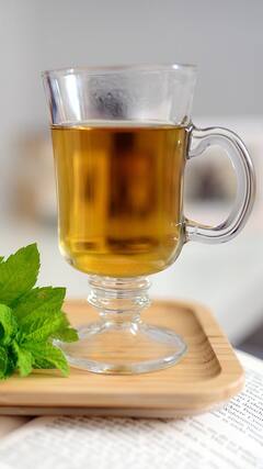 Kitchen Hacks: क्या जो चाय आप पी रहे हैं वो वाकई असली है? इस ट्रिक से चाय पत्ती में मिलावट की जांच करें