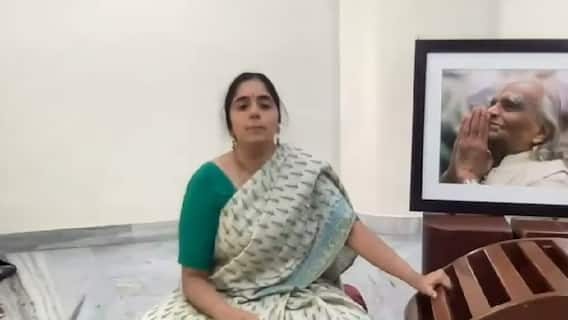 Abhijata Iyengar says, Yoga is a union of heart and intellect | Yoga Sammelan