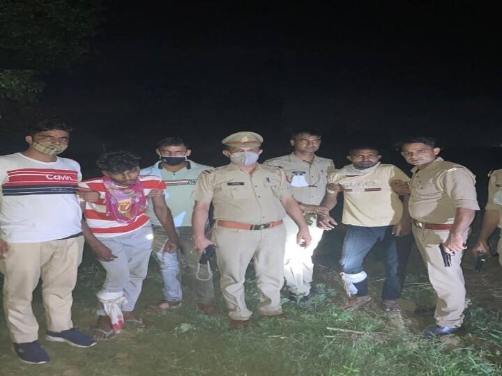 police had encounter with three accused involved in old farmers murder in baghpat-ANN बागपत में बुजुर्ग किसान की हत्या में शामिल तीन बदमाशों की पुलिस से मुठभेड़, गिरफ्तार आरोपियों ने हत्या की बात स्वीकारी