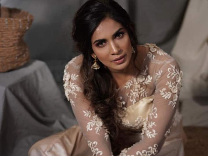 சம்யுக்தா ஹெக்டே பெங்களூரில் 1998ம் ஆண்டு பிறந்தவர்.