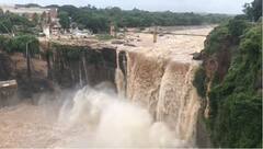 PHOTO | पूर्णपणे प्रवाहित झालेल्या गोकाक धबधब्याचं सौंदर्य!