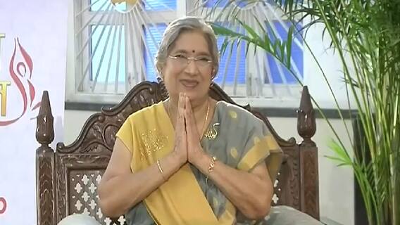 Hansa Yogendra explains how to cure diseases with yoga | Yoga Sammelan